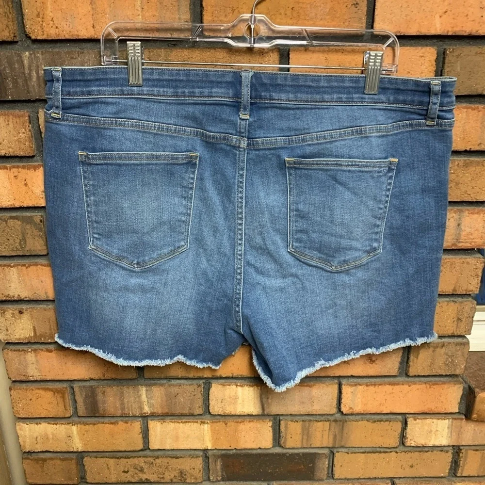 Vineyard Vines Blue Denim Shorts